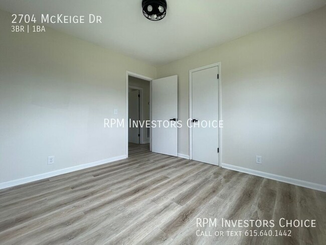 Building Photo - 2704 Mckeige Ct