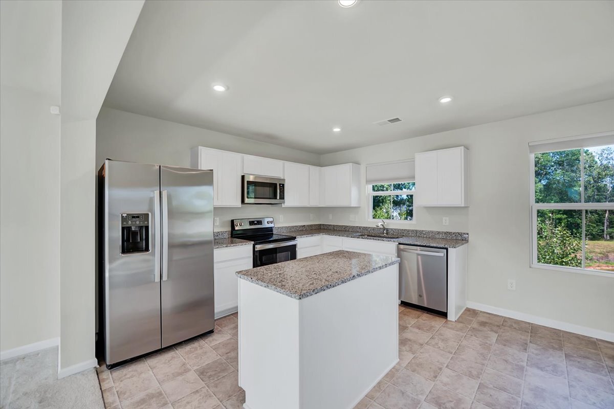 Building Photo - 5941 River Landing Dr