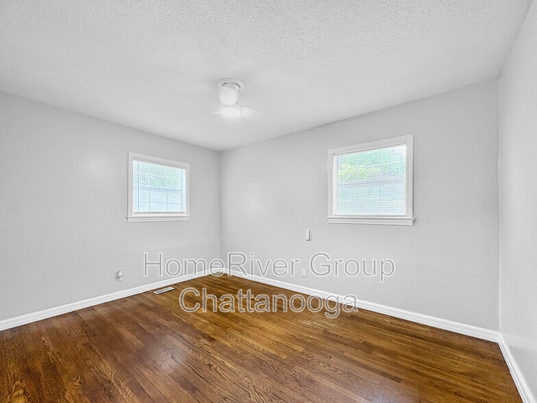 Building Photo - 11641 Guth Rd