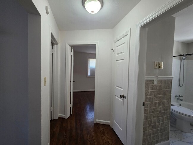 Building Photo - DVI122#-DJ
