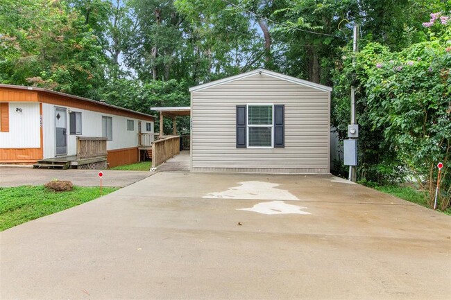 Building Photo - 14247 E Ravine Run