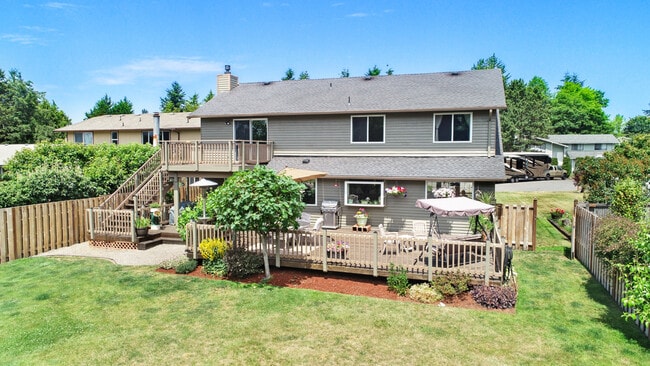 Building Photo - Beautiful 4 bedroom home in NE Tacoma!