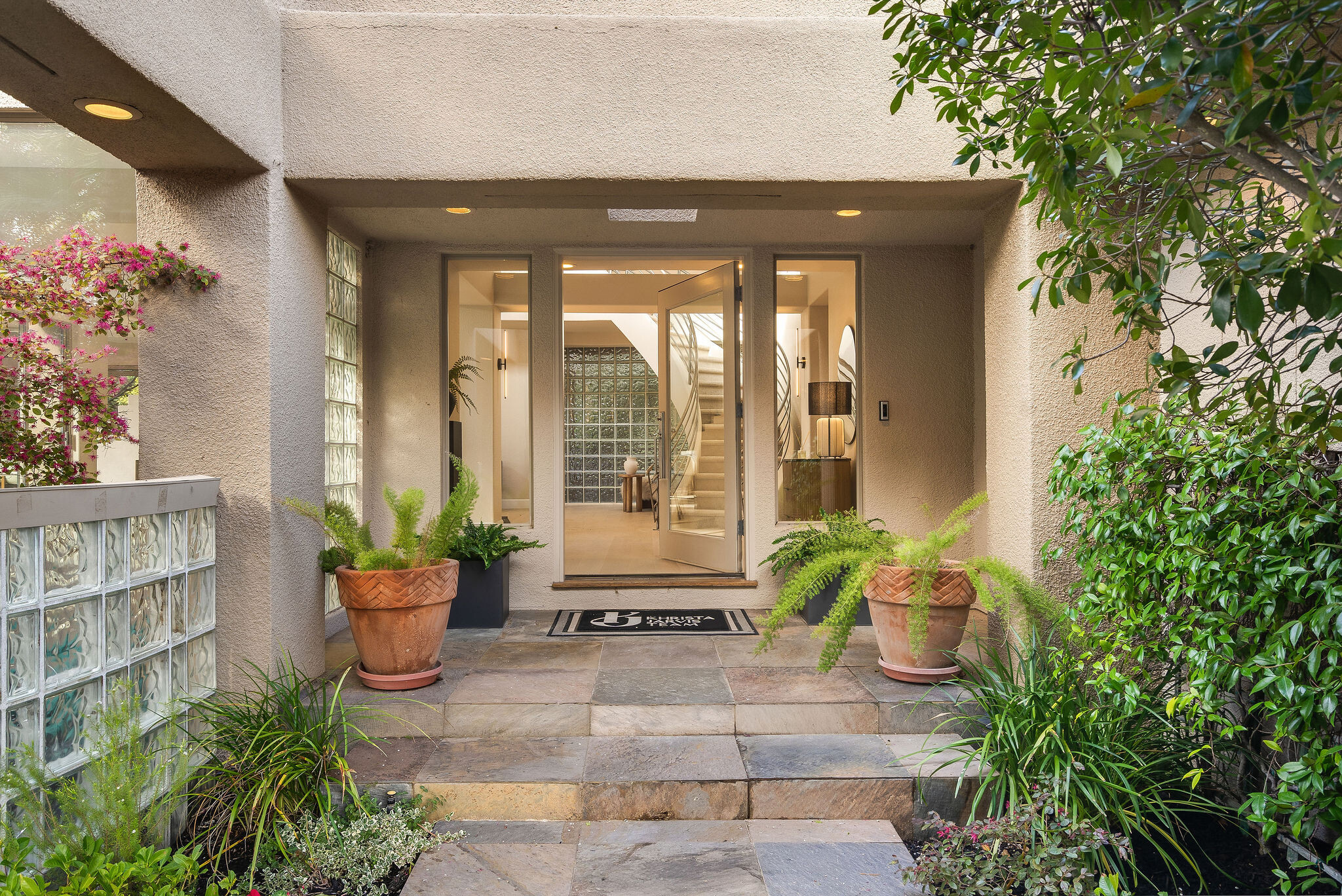 Building Photo - 4257 Golden Oak Ct