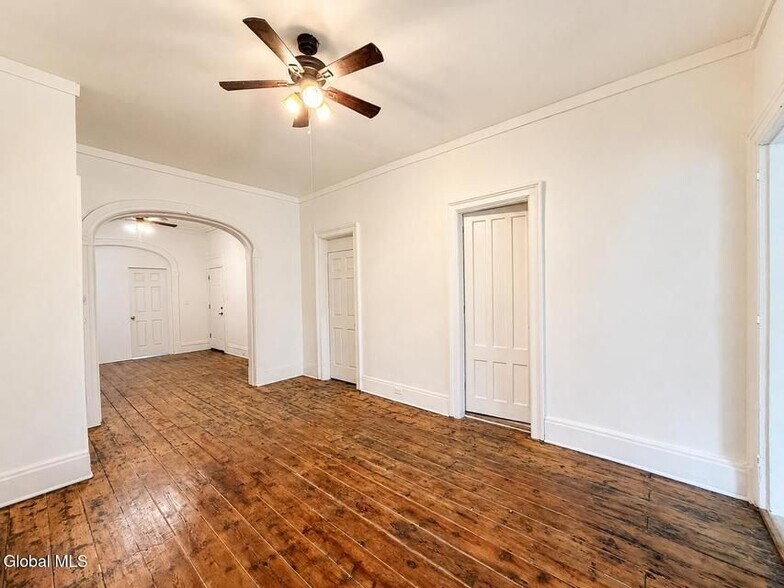 Building Photo - 379 3rd St