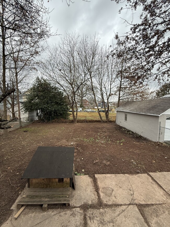 Building Photo - 255 N 1st Ave