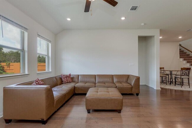 Building Photo - 1232 Texas Ash Ln