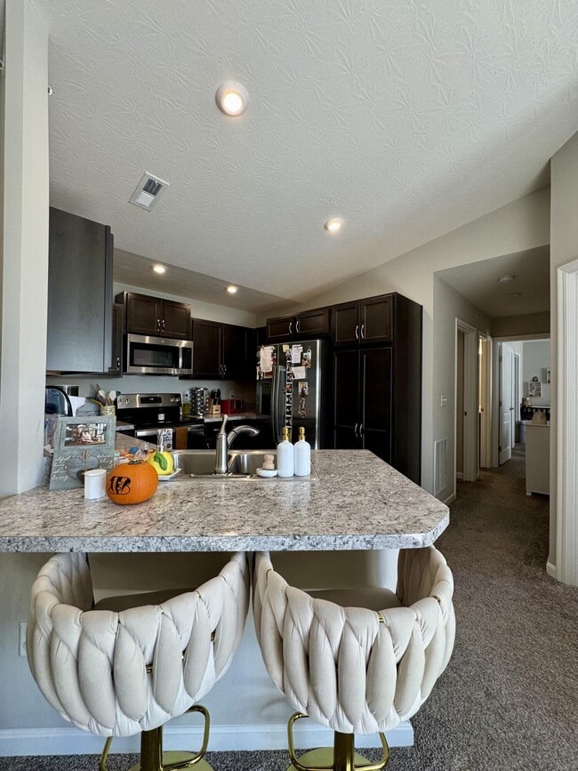 Building Photo - 2506 Crosshill Dr