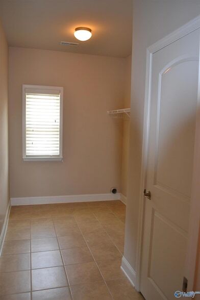 Building Photo - 104 Rushing Brook Dr