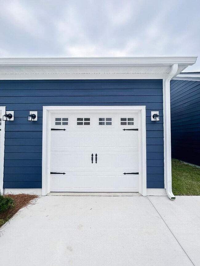 Building Photo - 607 Southview Ln