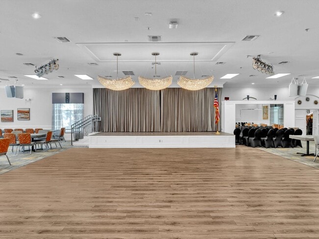 Building Photo - 6094 Lake Hibiscus Dr