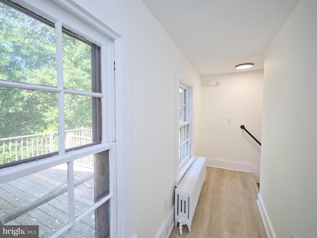 Building Photo - 14 W Bridge St