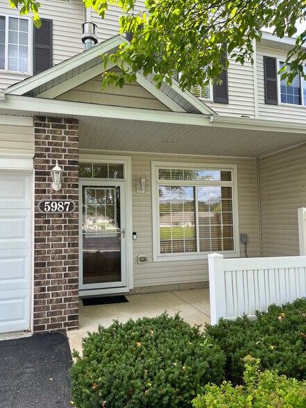 Building Photo - 5987 Sandcherry Pl NW