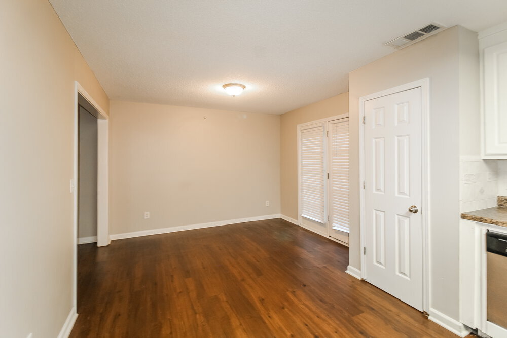 Building Photo - 2847 James Henry Dr