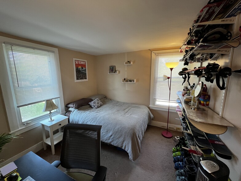 Bedroom 1 - 83 Hayward St