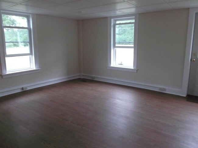 Building Photo - 7525 Ethan Allen Hwy