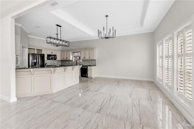 Building Photo - 1104 N Boston College Dr