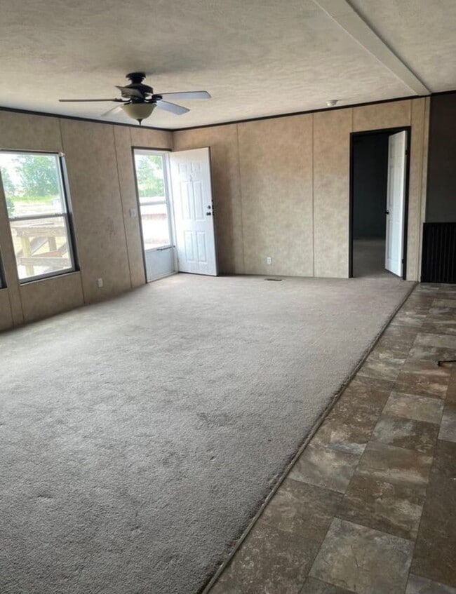 Building Photo - 2561 Meandering Way