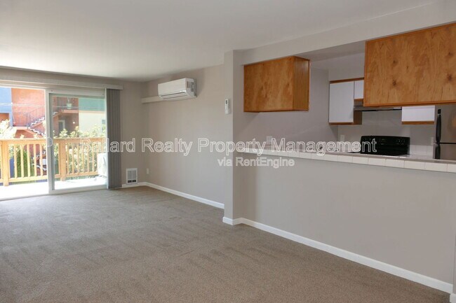 Building Photo - 7000 Cleopatra Pl NW