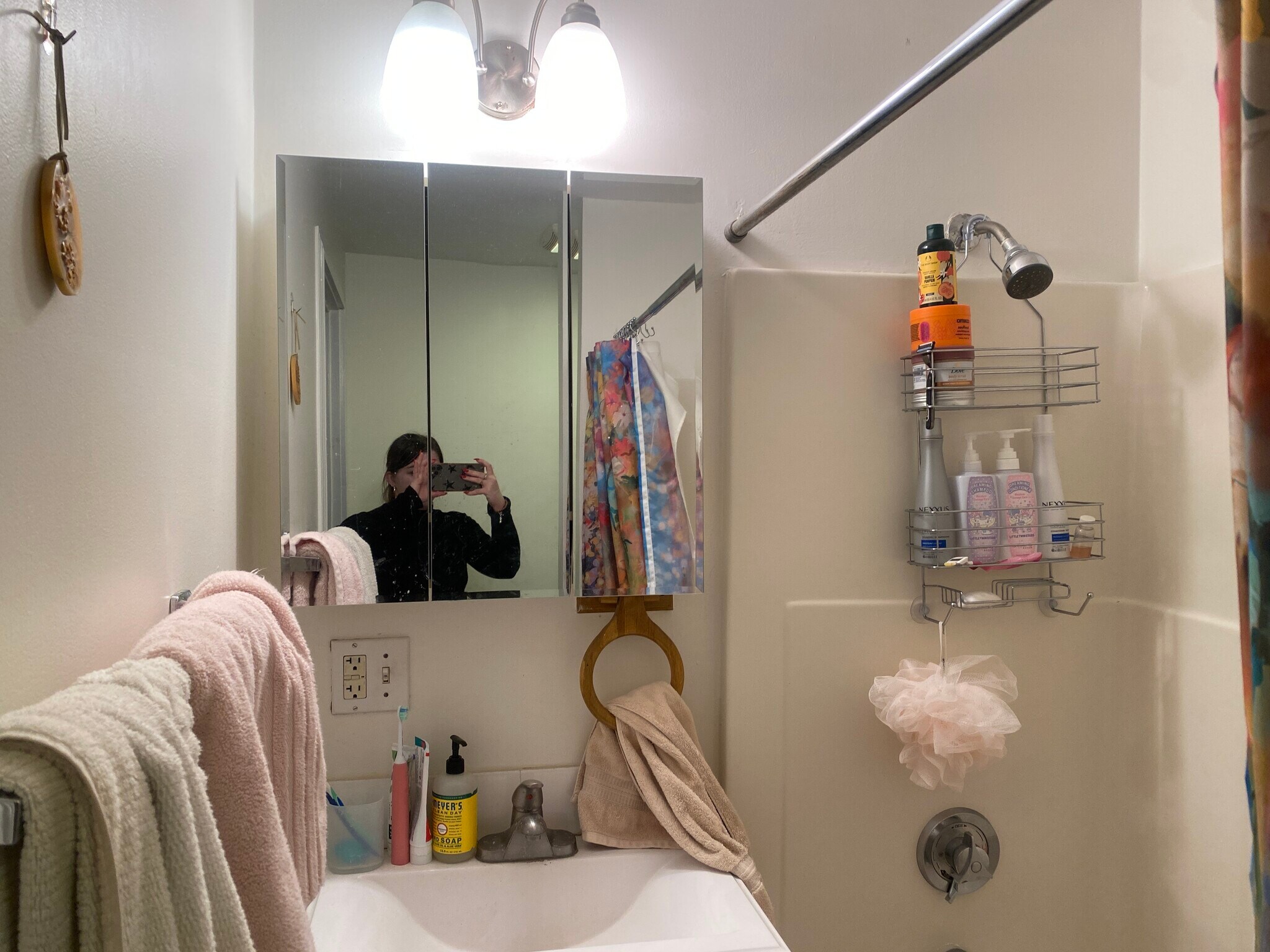 Building Photo - 74 Joy St