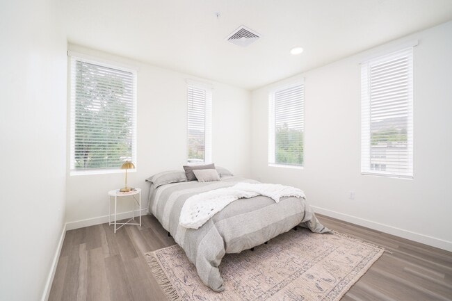 Building Photo - The Blue Mason Apartments