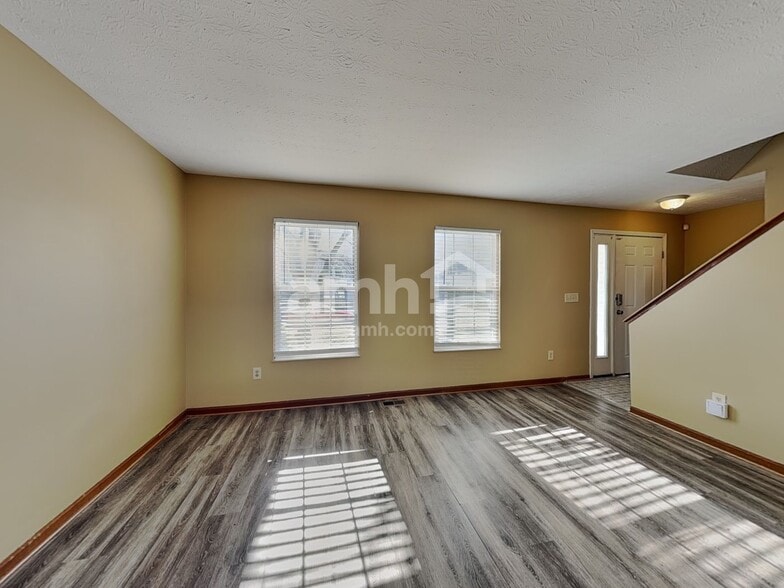 Building Photo - 2650 Willowgate Rd