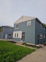 Building Photo - 5854 N 64th St