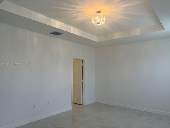 Building Photo - 16960 SW 288th Ter