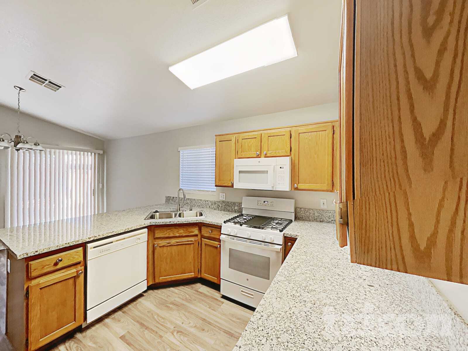 Building Photo - 6421 Gold Canyon Dr