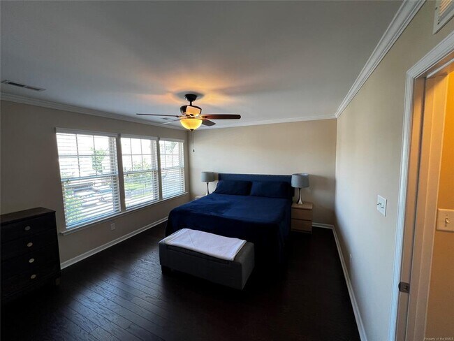 Building Photo - 3251 Leighton Blvd