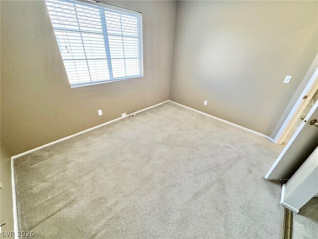 Building Photo - 8233 Cactus Canyon Ct