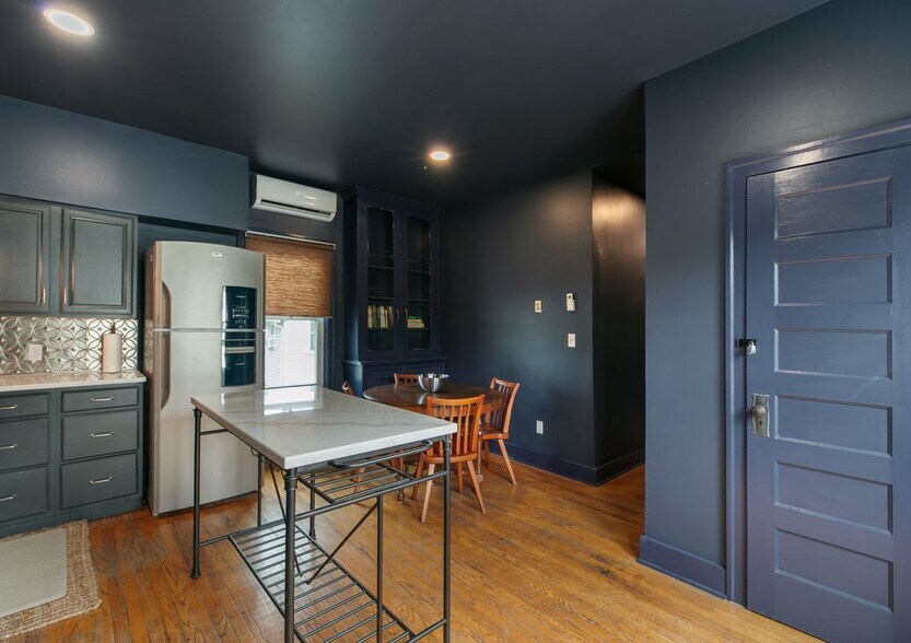 Building Photo - 9 Green Ridge Pl