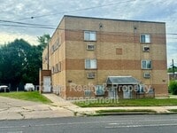 Building Photo - 7613 Whitaker Ave