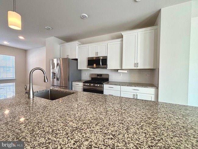 Building Photo - 7585 Marston Way