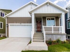 Building Photo - 797 Tamsin Ct