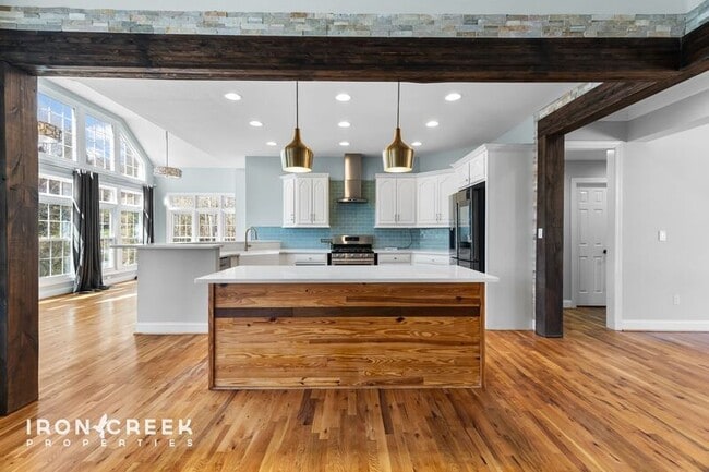 Building Photo - 1904 Bearberry Ln