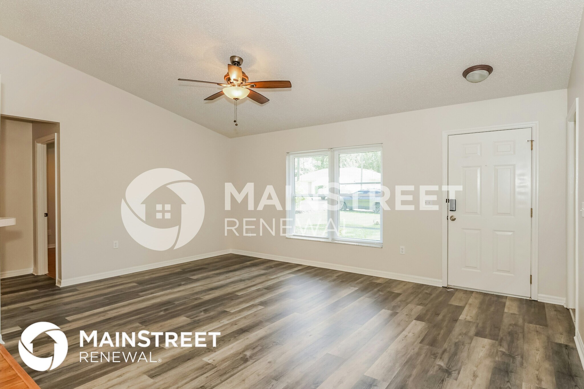 Building Photo - 258 Charles Ave