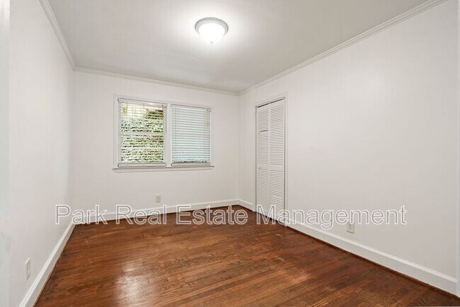 Building Photo - 1209 Roosevelt Dr