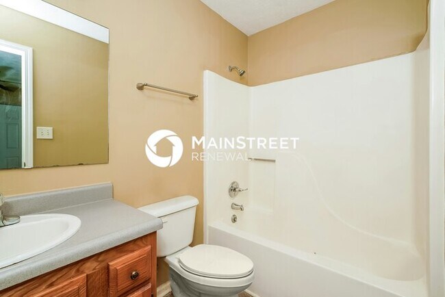 Building Photo - 3 Bedroom Pet-Friendly Home in Franklin, I...