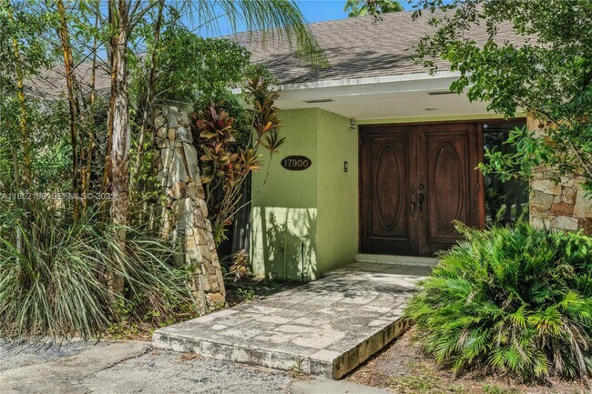 Building Photo - 17900 SW 77th Ave