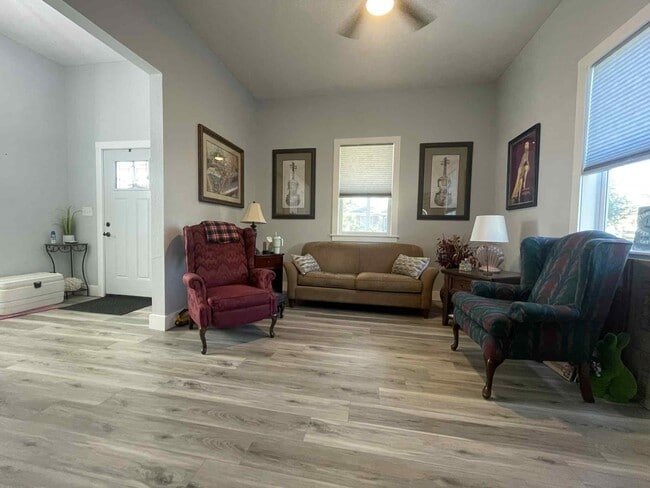 Building Photo - 3519 Avenue P 1/2