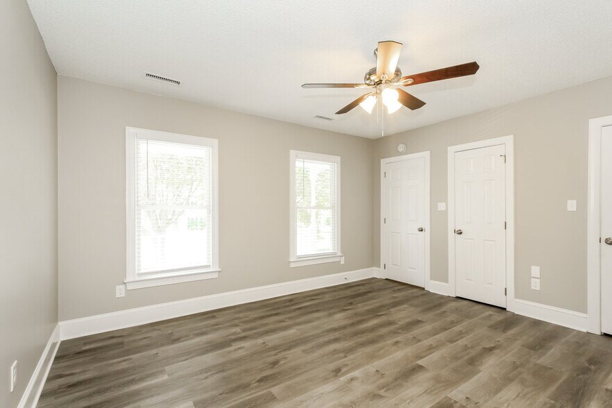 Building Photo - 6009 Burnt Mill Run