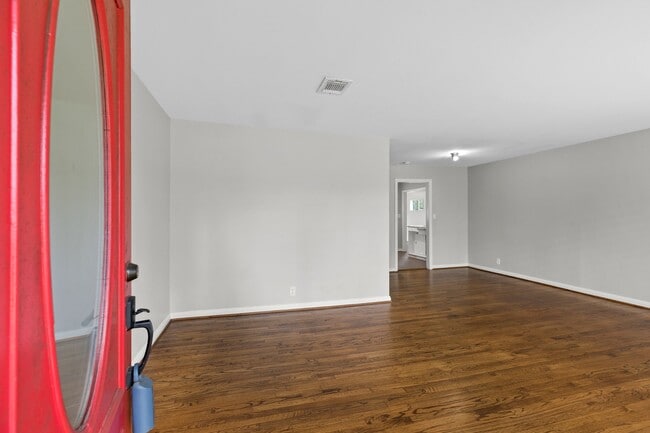 Building Photo - 3606 Wentworth St