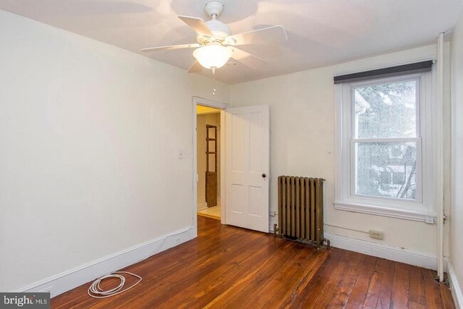 Building Photo - 202 Baldwin St