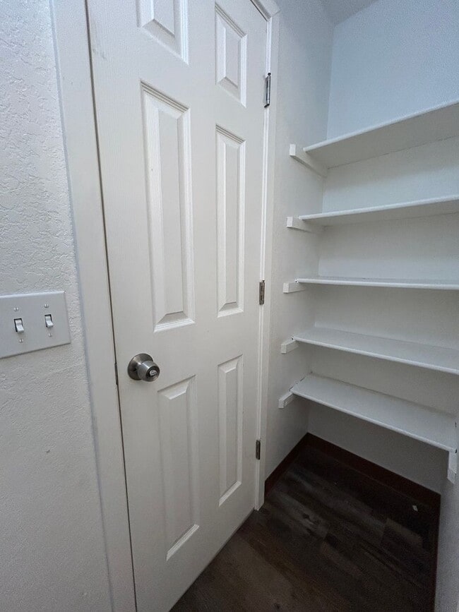 Building Photo - 2 BR/1 BA Condo in Desirable Area of Wesminster, CO