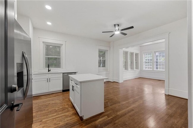 Building Photo - 360 Ponce De Leon Ave NE