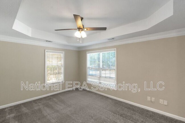 Building Photo - 30 Oaklake Ct