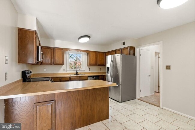 Building Photo - 13814 Leighfield St