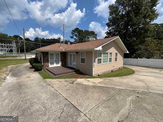 Building Photo - 1201 Conley Rd