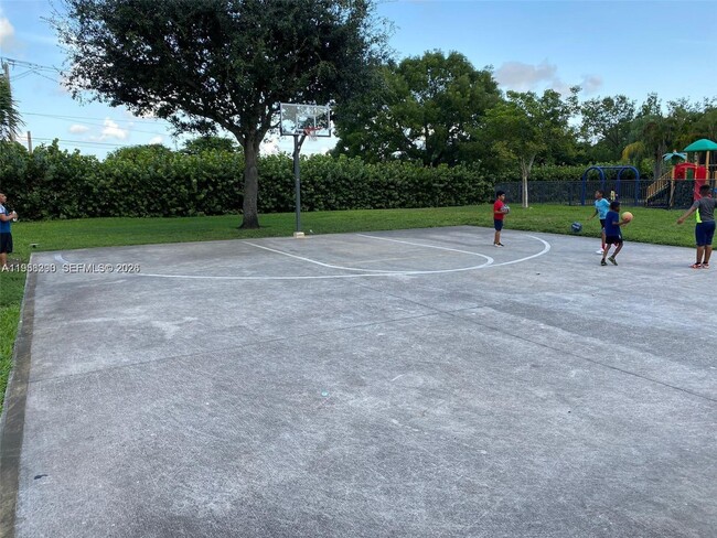 Building Photo - 1149 Independence Trail