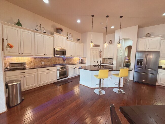 Building Photo - 29011 Powder Ridge Dr